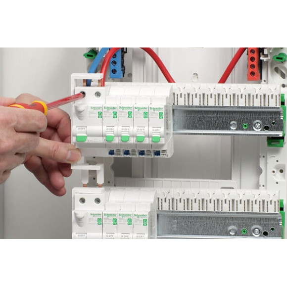 Interrupteur différentiel Resi9 XE - Type A - Embr. - 2P - 30mA 63A