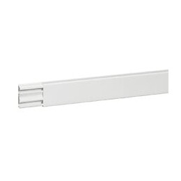 Moulure 40x16mm avec cloison